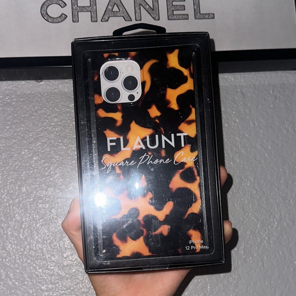 Flaunt Tortoise Shell Phone Case - Black and Orange